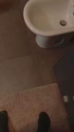 vale860 webcam model stream image