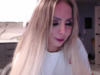 blondalina webcam model stream image