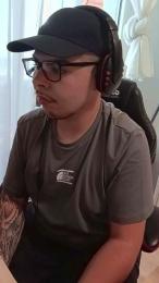 Youngkinkibear webcam model stream image
