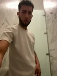 liam_bronw webcam model stream image