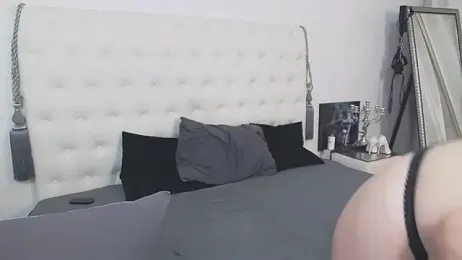 AlinaOnly webcam model stream image