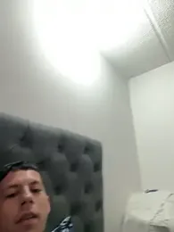 Yeison_8012 webcam model stream image