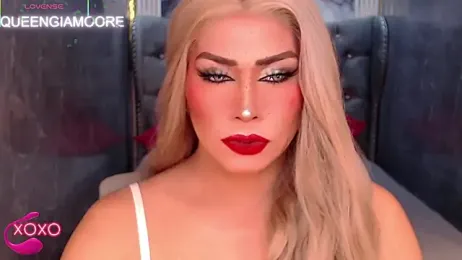 QueenGia_Ts webcam model stream image