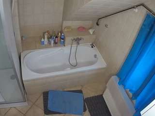 voyeurcam-julmodels-bath-2nd-1 webcam model stream image