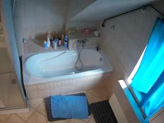voyeurcam-julmodels-bath-2nd-1 webcam model stream image