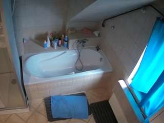 voyeurcam-julmodels-bath-2nd-1 webcam model stream image