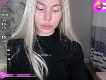 Marmalade_Fox webcam model stream image