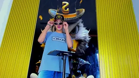 Dante_Brown1_ webcam model stream image