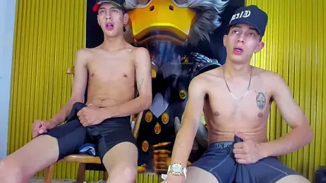 Dante_Brown1_ webcam model stream image