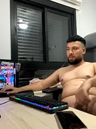 NinoEstouranel webcam model stream image