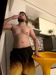 NinoEstouranel webcam model stream image