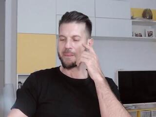 Hadess webcam model stream image