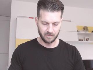 Hadess webcam model stream image