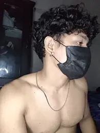 roxiii_ webcam model stream image