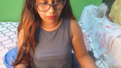 FreakySophy webcam model stream image