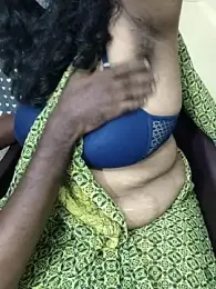 Yoursriya25 webcam stripchat model stream image