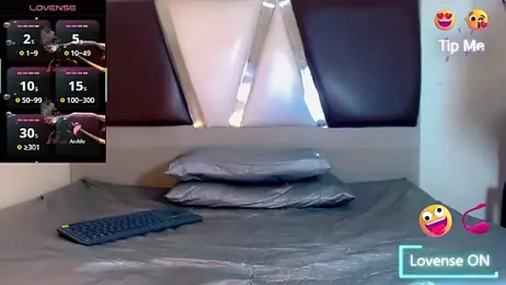 alexsandra_kiss webcam stripchat model stream image