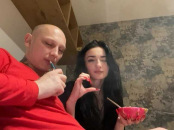 Dark-Luna webcam model stream image