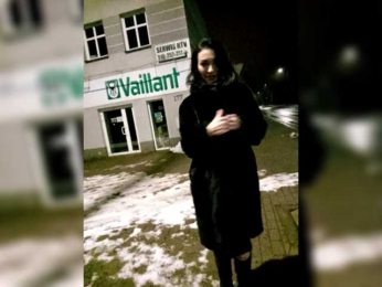 Dark-Luna webcam model stream image