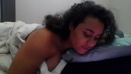 cinnaminnie webcam model stream image