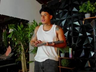 Dan Airen webcam model stream image