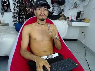 Alejo Bigg webcam model stream image