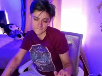 naty_lux19 webcam model stream image