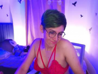 naty_lux19 webcam model stream image