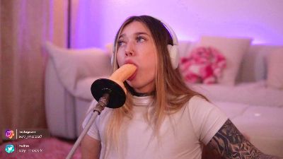 LilithGray9 webcam model stream image