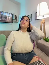 tati_reyess webcam stripchat model stream image