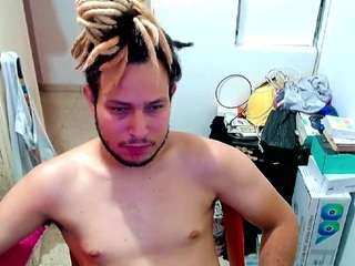 kalvin-hugecums webcam model stream image