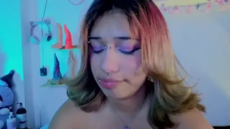 zoelight18 webcam stripchat model stream image