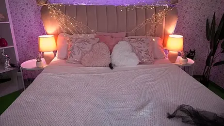 KristiiMax webcam model stream image