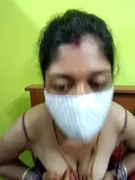 Nilatamil01 webcam model stream image