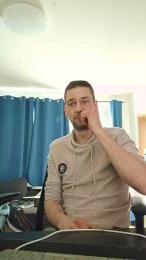 Lienlingsidiot webcam model stream image