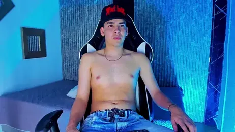 Mike_0233_ webcam model stream image