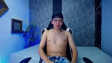 Mike_0233_ webcam model stream image