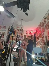 luvs2cumm69 webcam model stream image