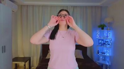LoreeLoree webcam model stream image