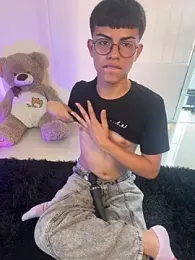 Asher_Young webcam model stream image