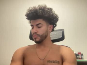 adriano_guapo webcam model stream image