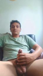 Zakaria01 webcam cam4 model stream image