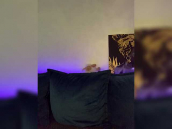 WILDGIRL webcam model stream image