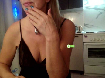 _Desirable_ webcam model stream image