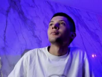 kendalltaylorr webcam model stream image