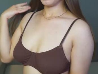 just_emmy webcam model stream image