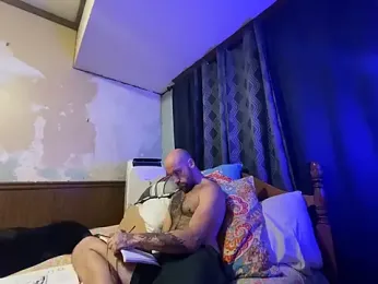 OGmailKnows webcam model stream image