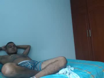 carlandellie_2 webcam model stream image