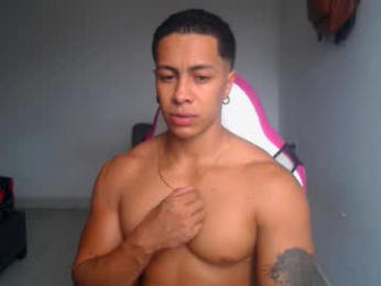 american_challenges webcam model stream image