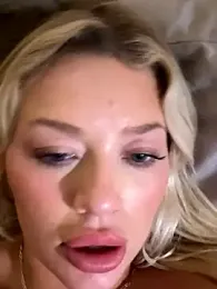 blissdimicco webcam model stream image